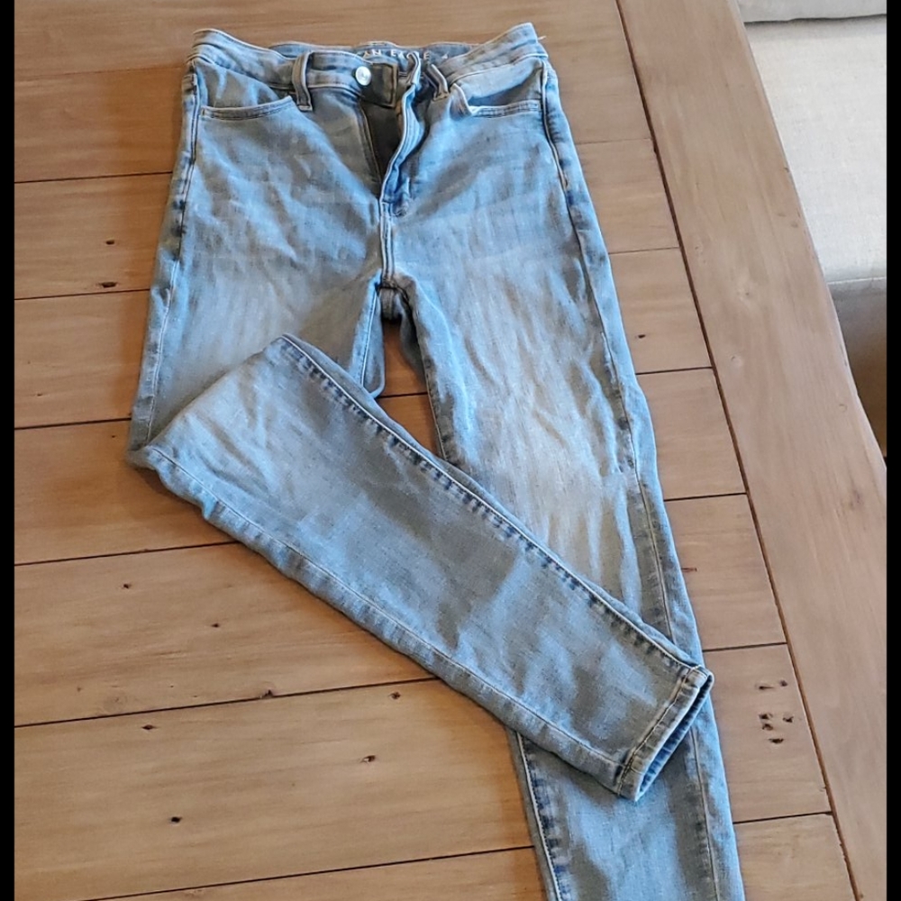 American Eagle Jeggings size 4 Short
